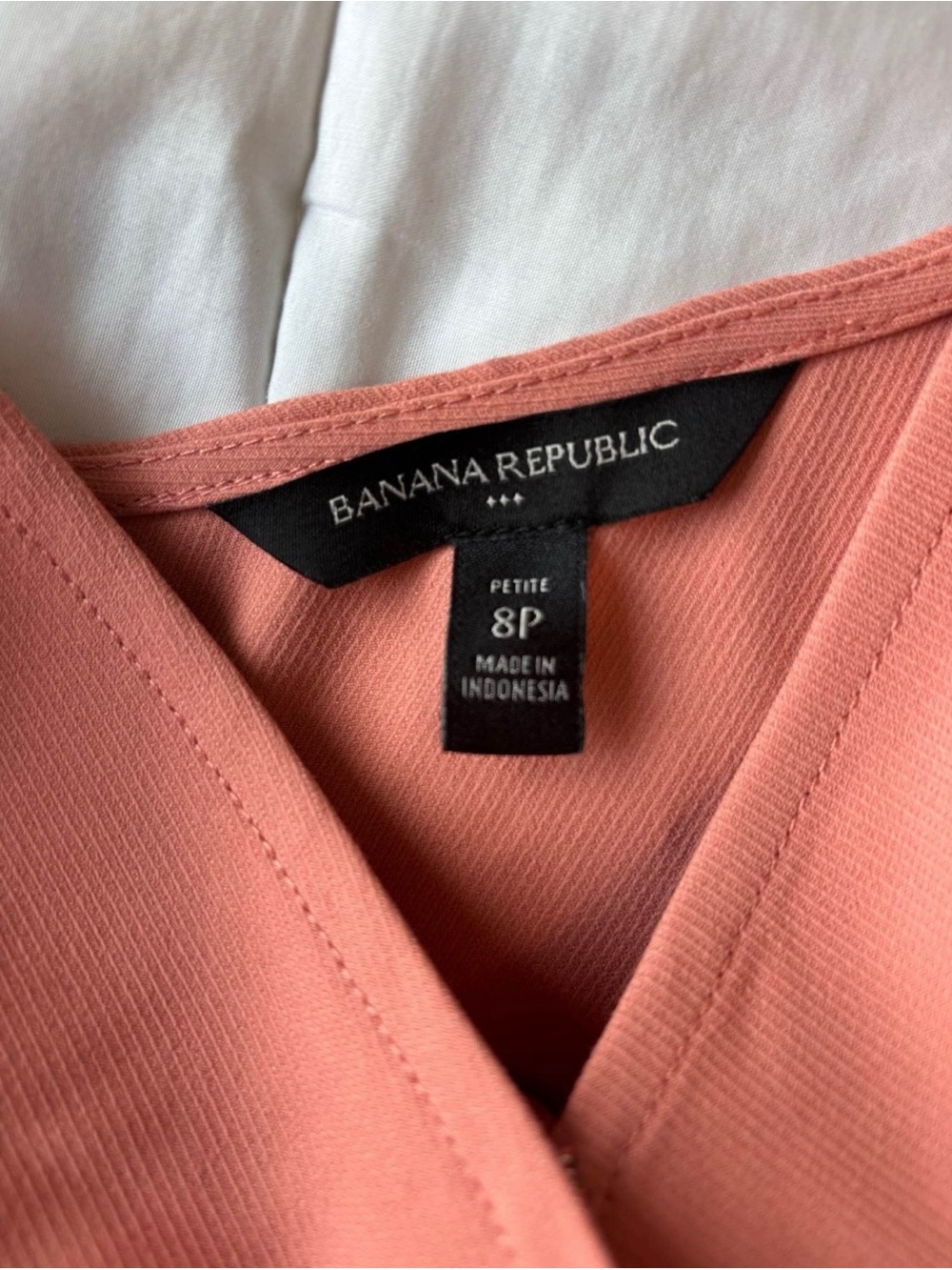 Banana Republic Petite V-Neck Top in Coral Pink
